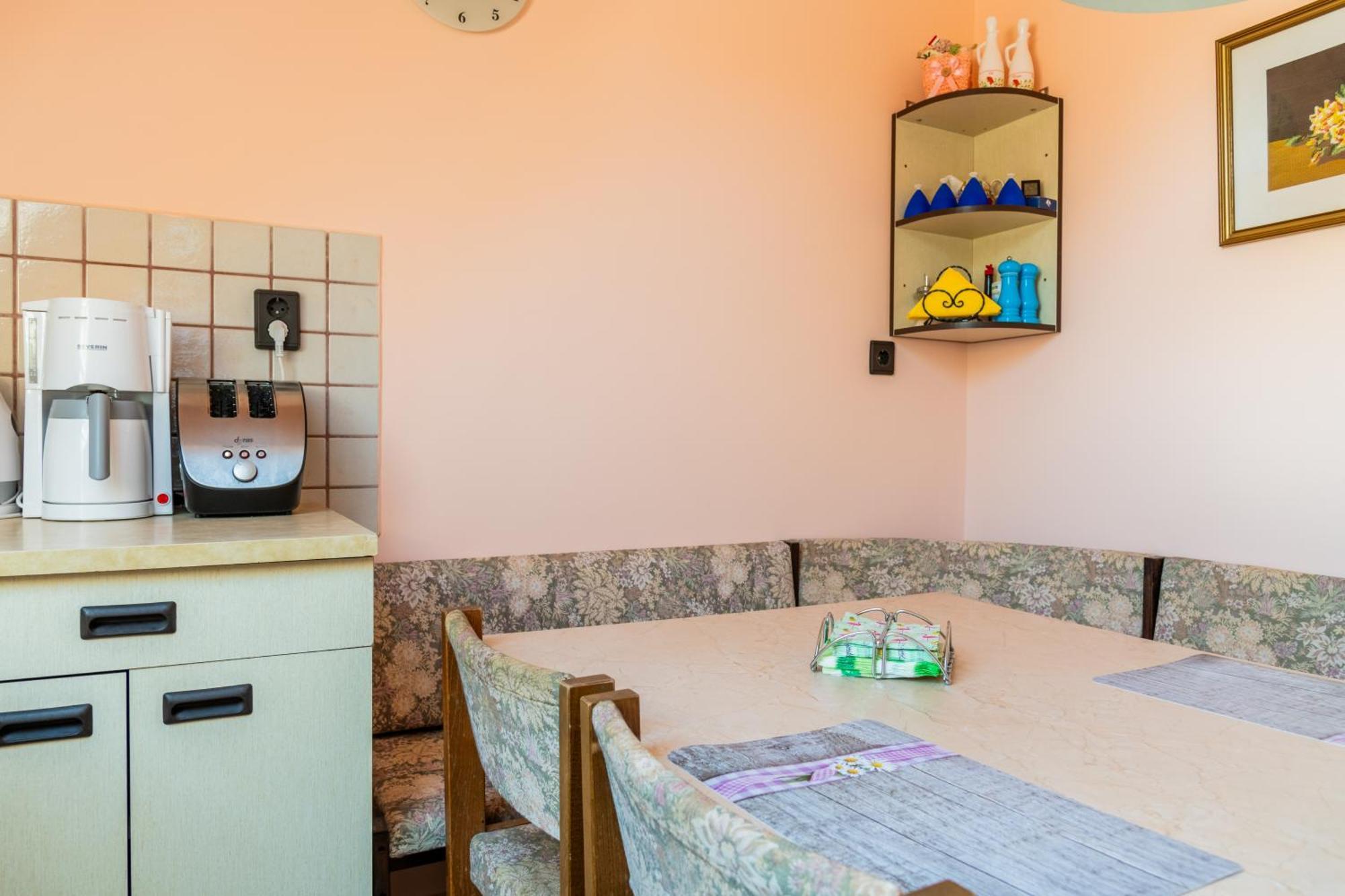Magdalena Apartmanhaz Keszthely Luaran gambar