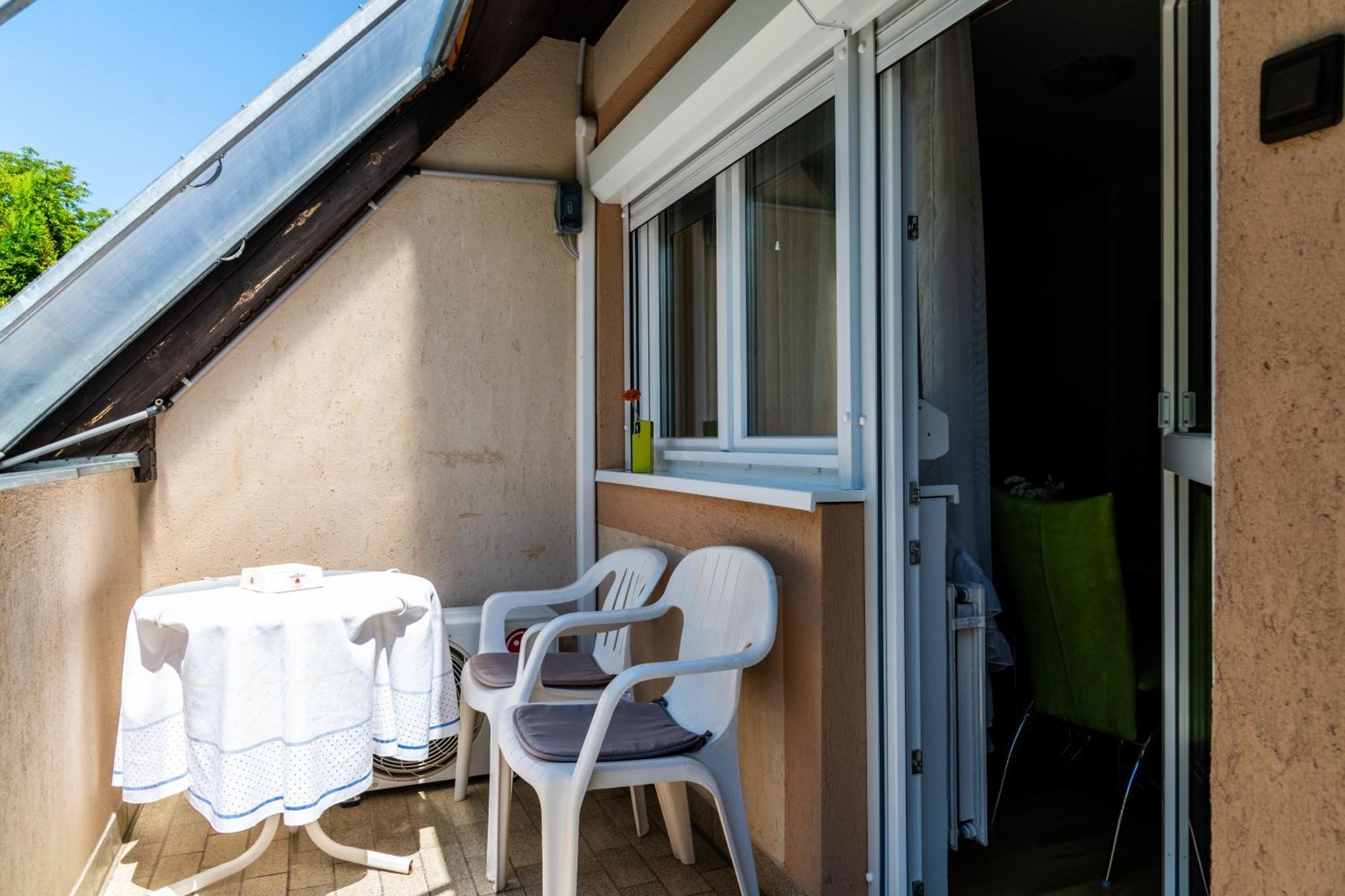 Magdalena Apartmanhaz Keszthely Luaran gambar