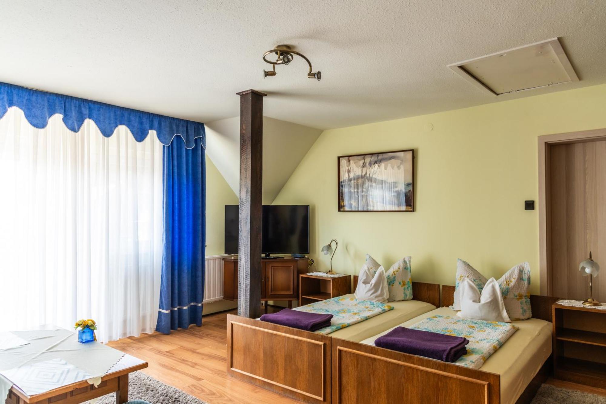 Magdalena Apartmanhaz Keszthely Luaran gambar